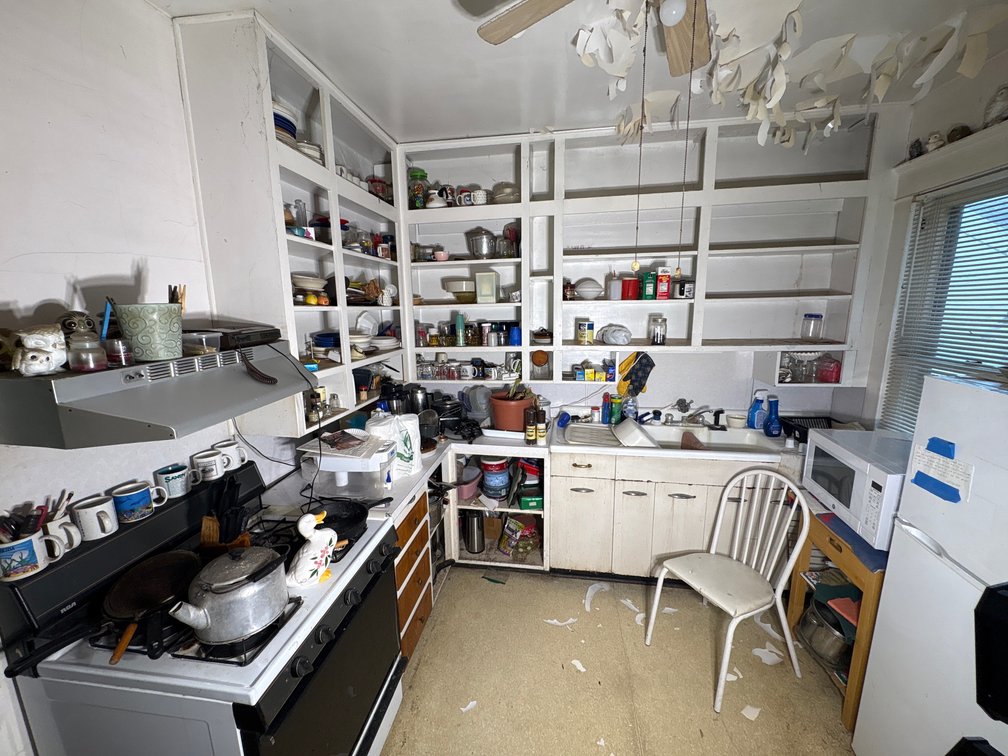 Kitchenware & Sundries