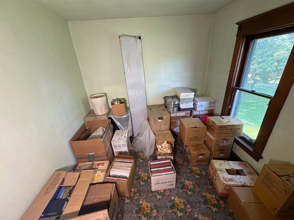 Mixed Household Goods & Storage Lot