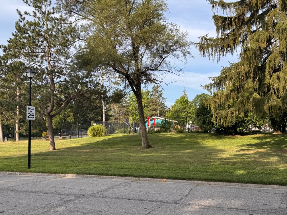Image for MINIMUM BID AUCTION $99,000! 3534 E Lincolnshire Blvd