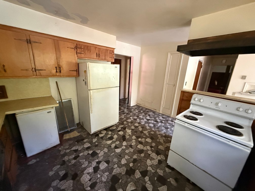 Image for MINIMUM BID AUCTION $70,000! 30 Lansdowne Rd