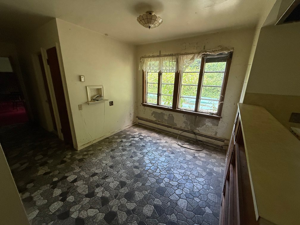 Image for MINIMUM BID AUCTION $70,000! 30 Lansdowne Rd