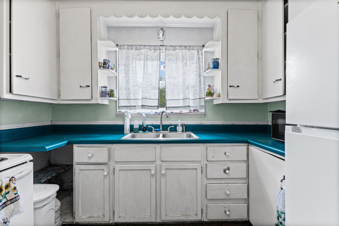 Image for MINIMUM BID AUCTION $119,000! 8905 Mandell Rd