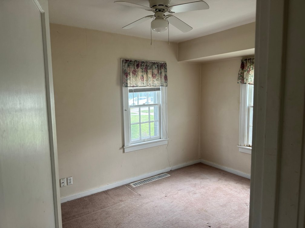 Image for MINIMUM BID AUCTION $99,000! 847 Walnut St