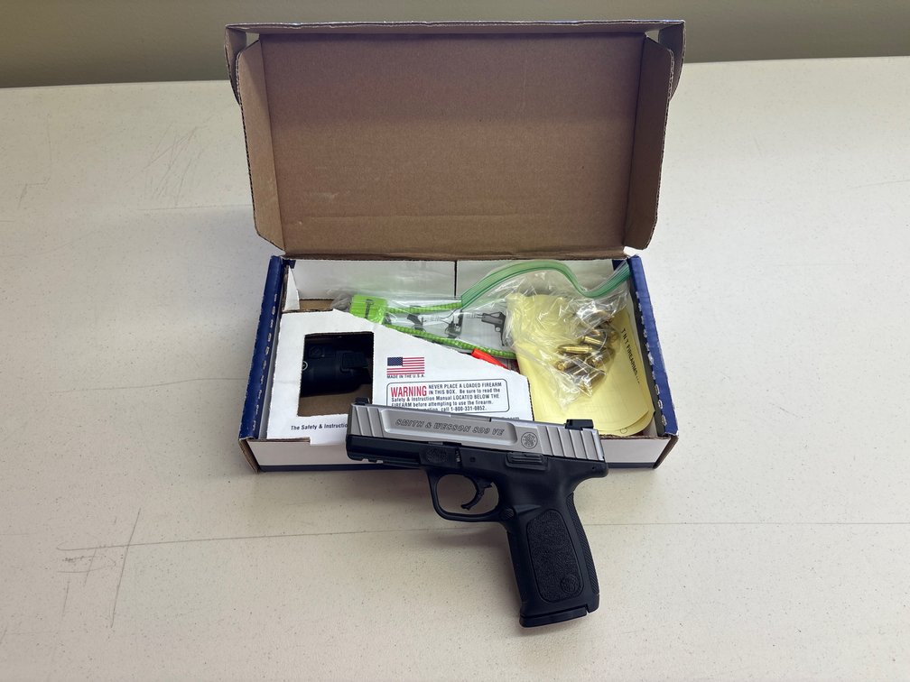Smith & Wesson SD9 VE 9mm Pistol