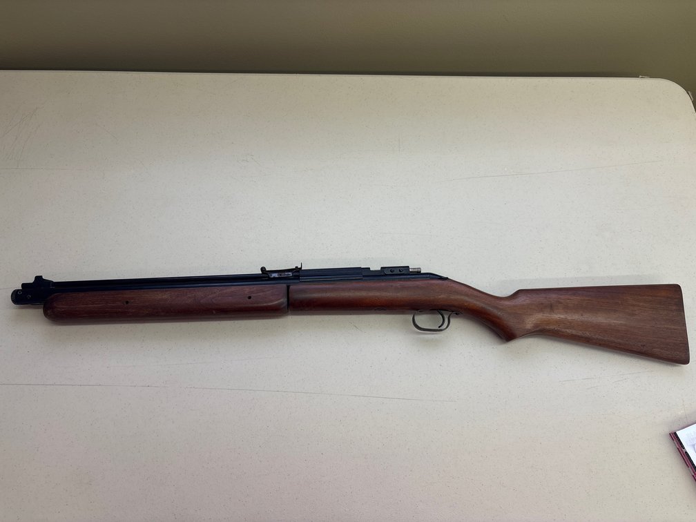 Blue Streak 5m/m Caliber Pump-Action Air Rifle