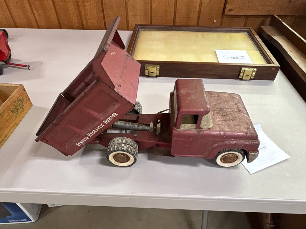 Vintage Structo Pressed Steel Hydraulic Dumper