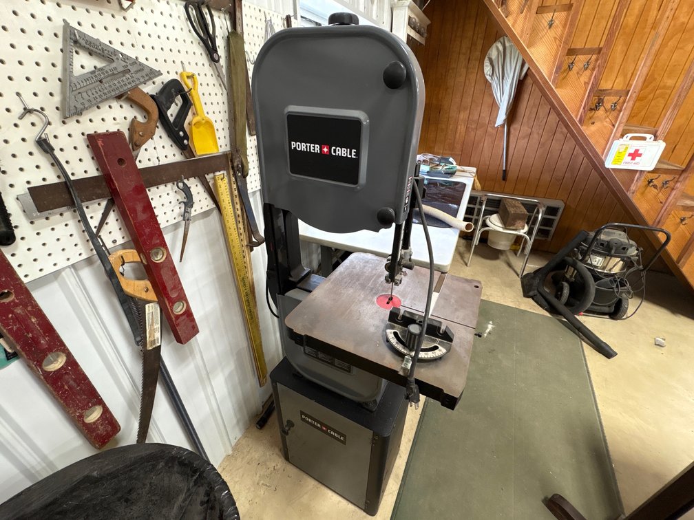 Porter-Cable PCB330BS Floor-Standing Bandsaw