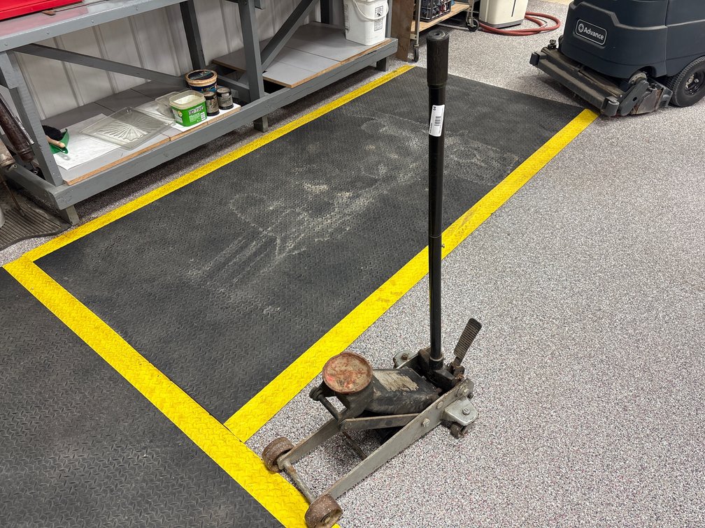 Speed Lift Hydraulic Floor Jack