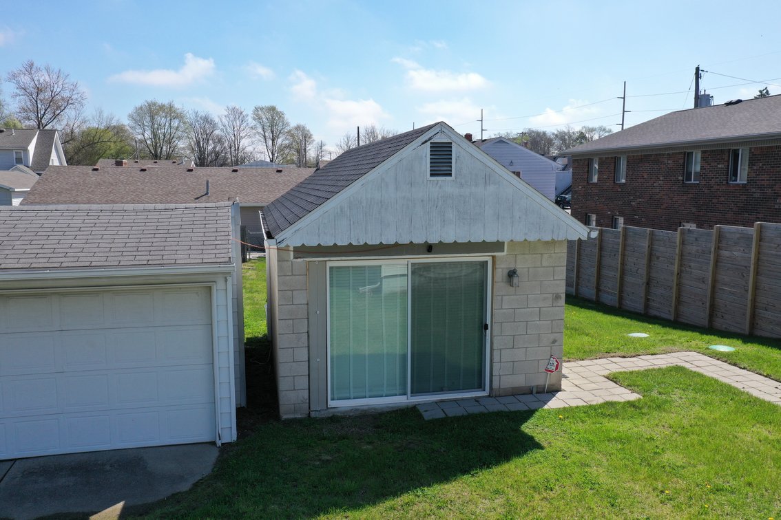 Image for MINIMUM BID AUCTION $99,000! 5622 Rudyard Rd