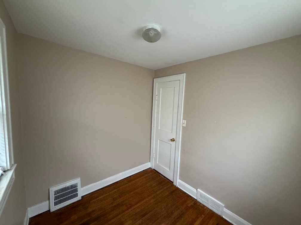 Image for MINIMUM BID AUCTION $99,000! 5622 Rudyard Rd