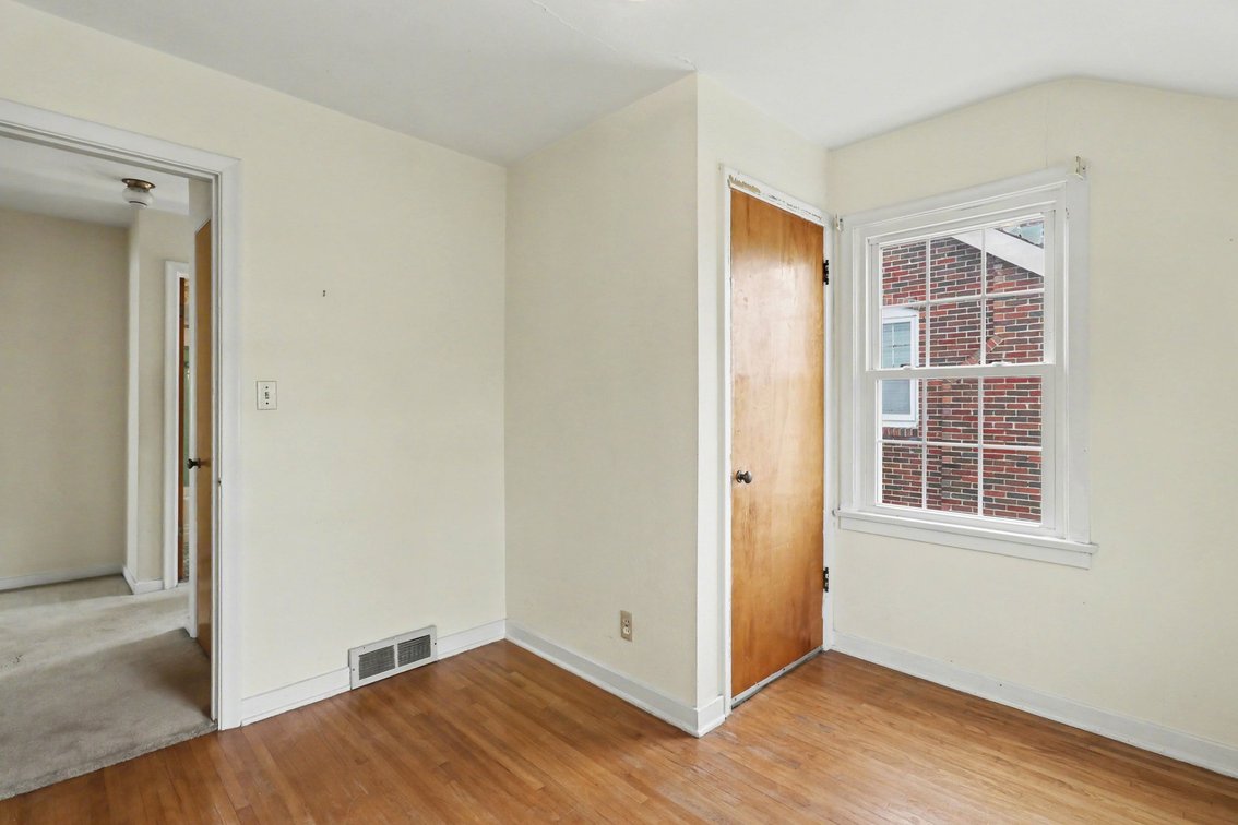 Image for MINIMUM BID AUCTION $99,000! 2647 Stamford Dr