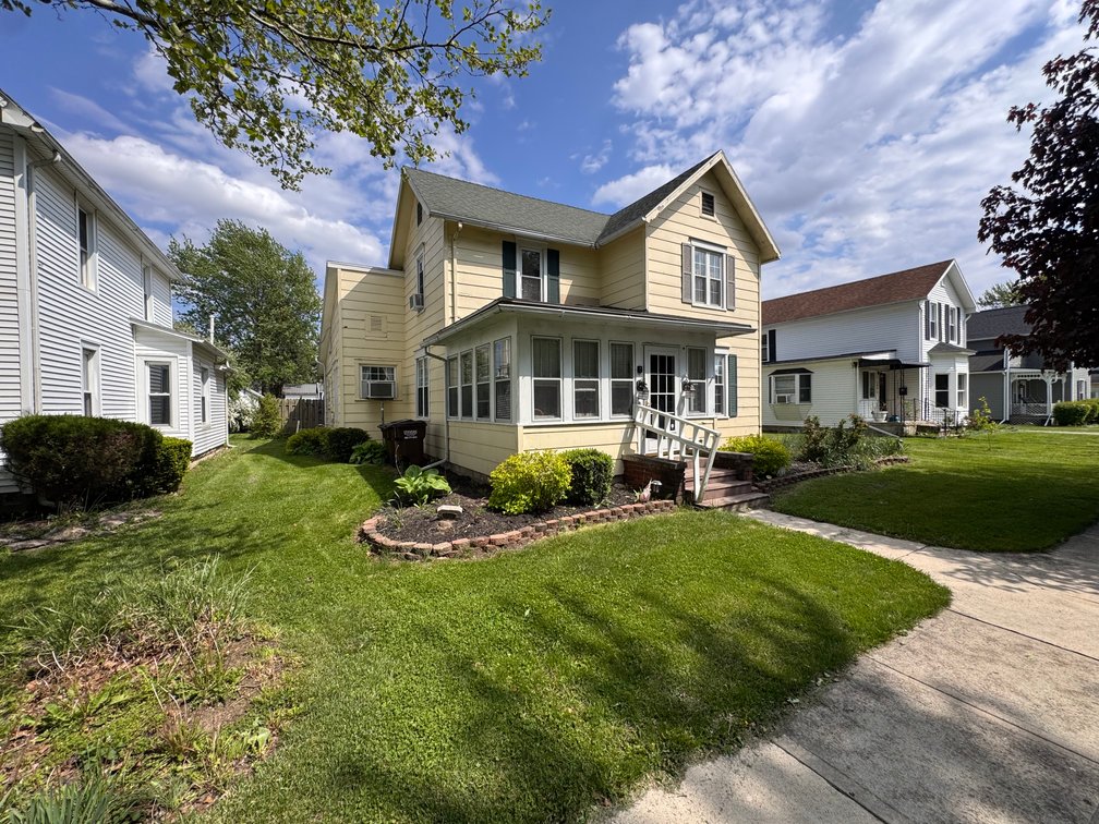 Image for MINIMUM BID AUCTION $125,000! 205 S Patterson St