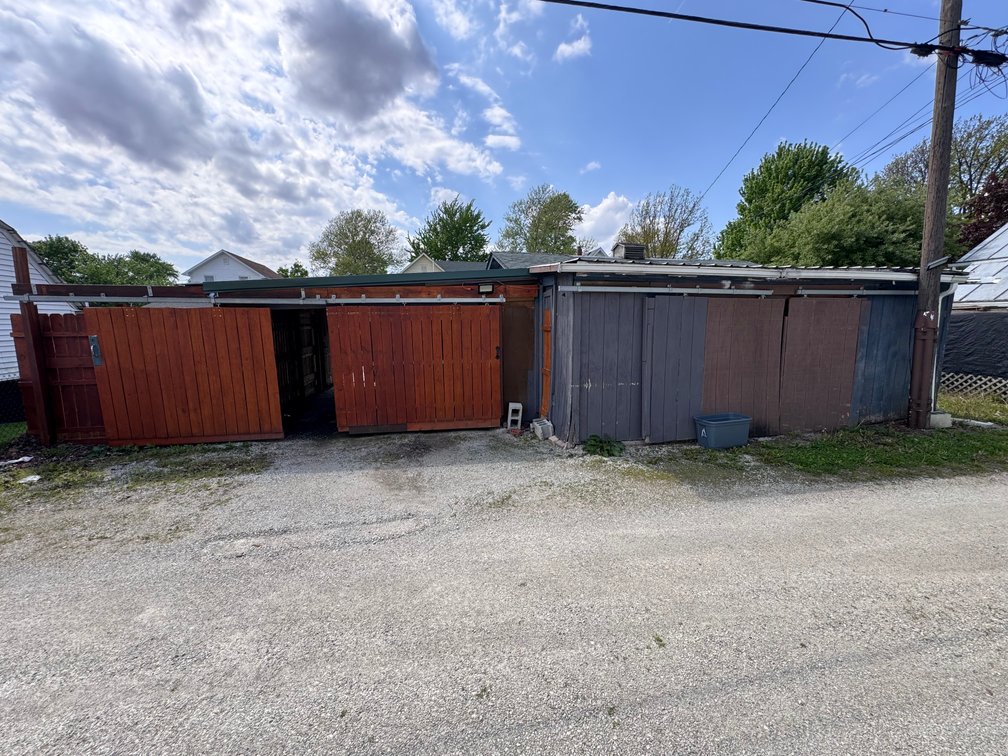 Image for MINIMUM BID AUCTION $125,000! 205 S Patterson St