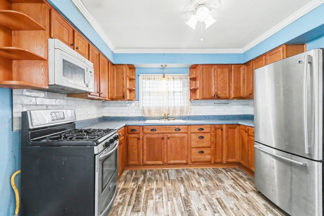Image for MINIMUM BID AUCTION $110,000! 20750 Taylor St
