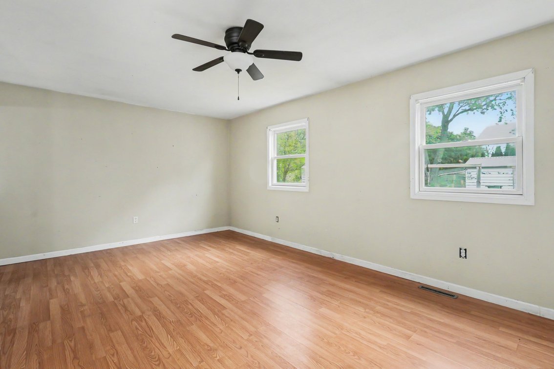 Image for MINIMUM BID AUCTION $110,000! 20750 Taylor St