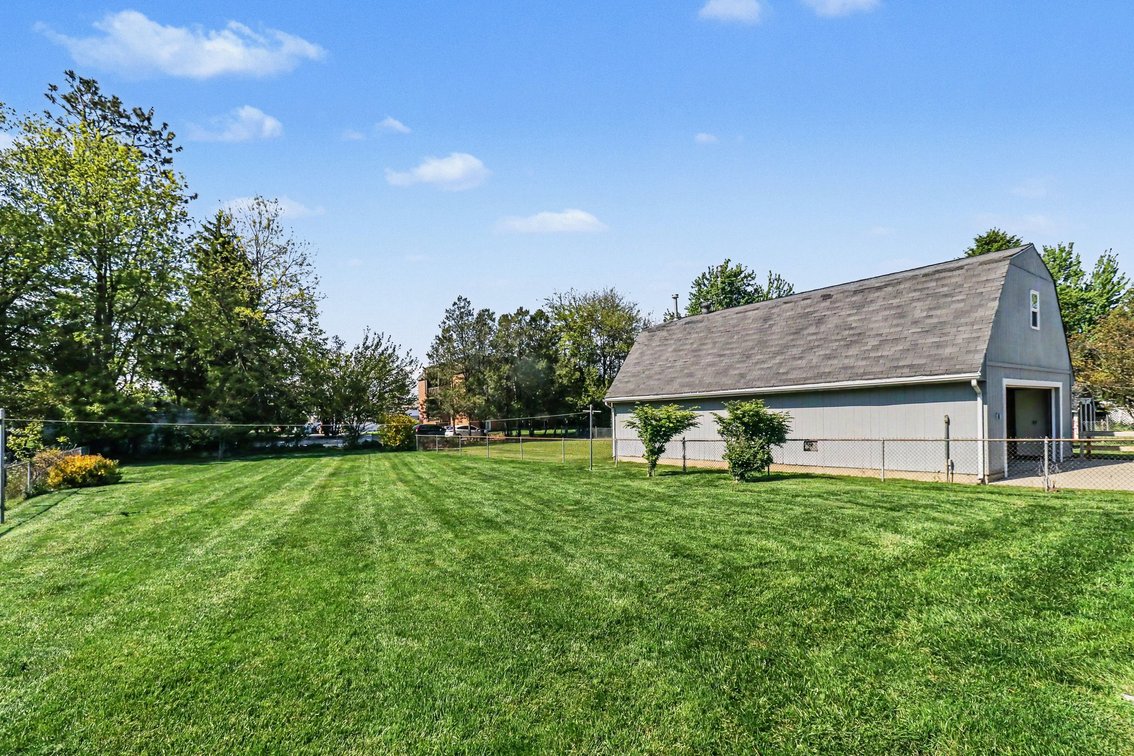 Image for MINIMUM BID AUCTION $199,000! 2425 River Rd