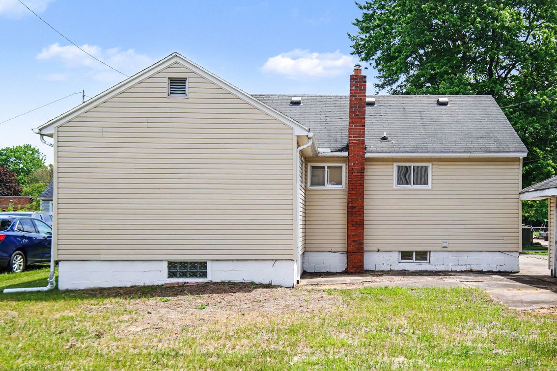 Image for MINIMUM BID AUCTION $89,000! 10909 Maple St