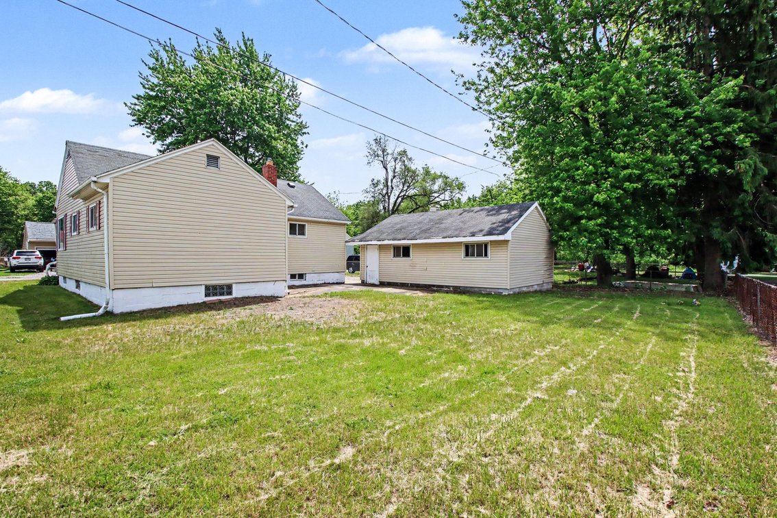 Image for MINIMUM BID AUCTION $89,000! 10909 Maple St