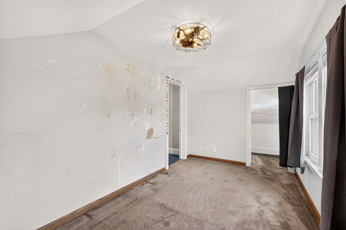 Image for MINIMUM BID AUCTION $79,000! 1962 Erie Rd