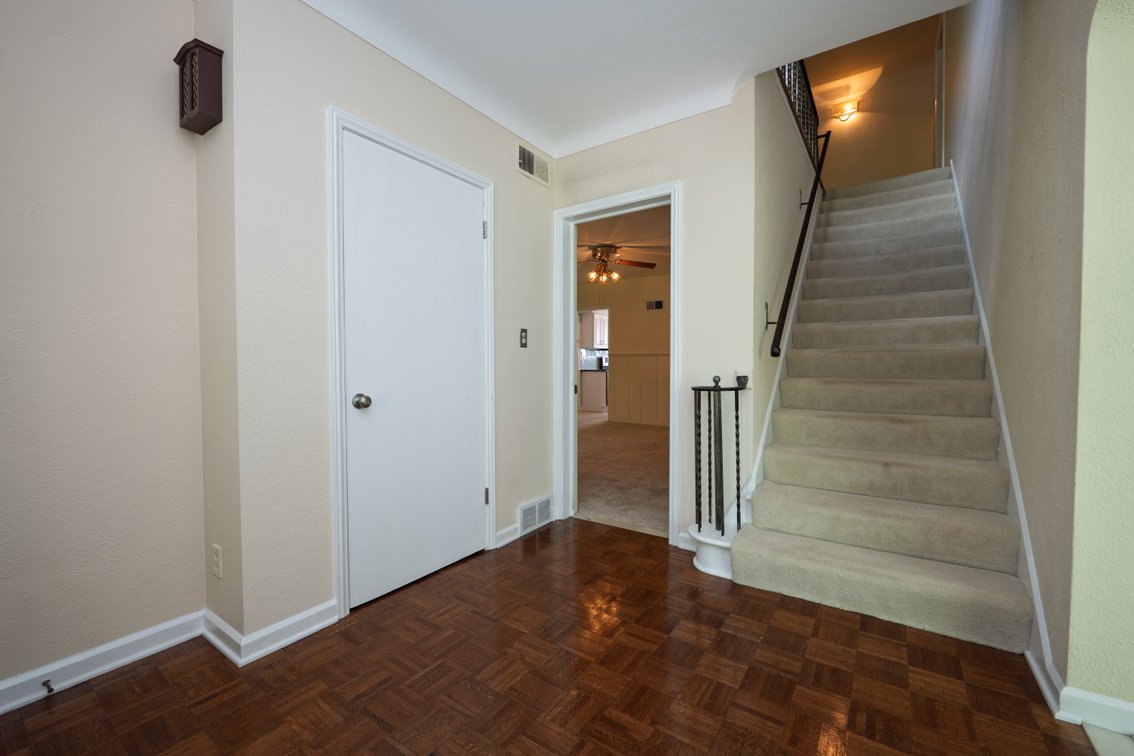 Image for REAL ESTATE AUCTION! 2953 Westchester Rd