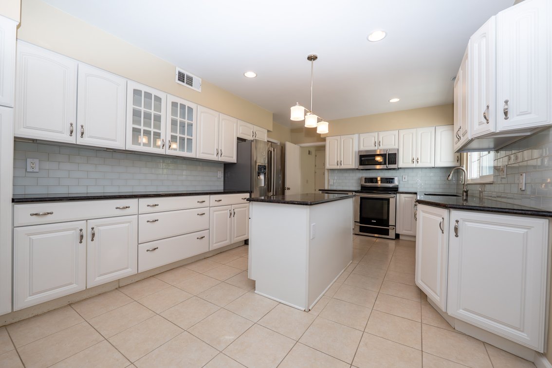 Image for REAL ESTATE AUCTION! 2953 Westchester Rd