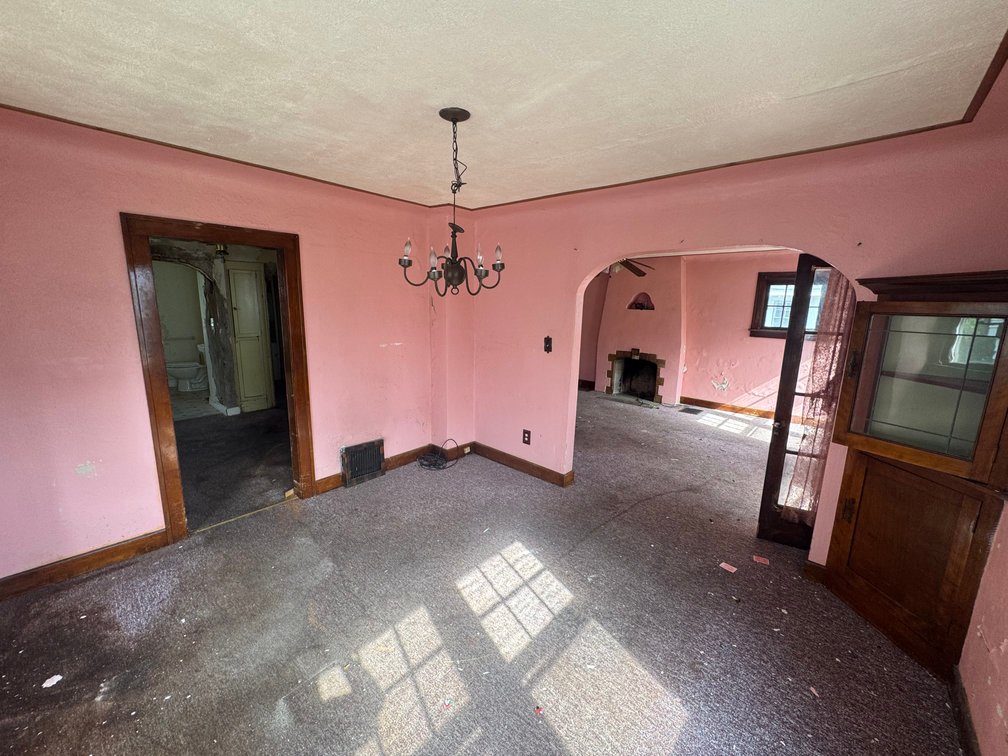 Image for MINIMUM BID AUCTION $29,000! 1830 Wellesley Dr