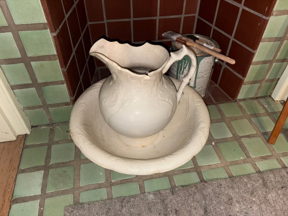 Embossed Ceramic Wash Pitcher and Basin Set