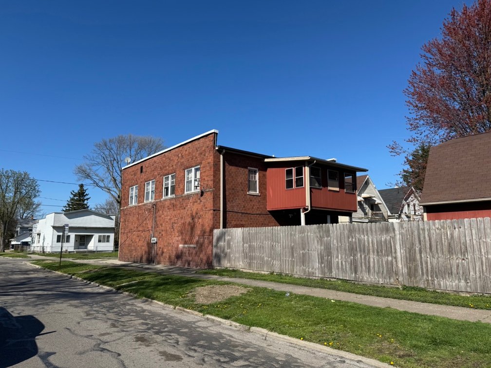 Image for MINIMUM BID AUCTION $35,000! 502 E Hudson St