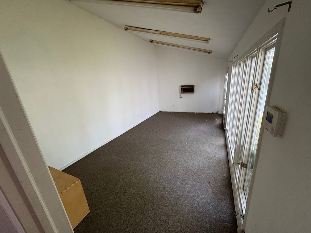 Image for MINIMUM BID AUCTION $99,000! 2821 Latonia Blvd
