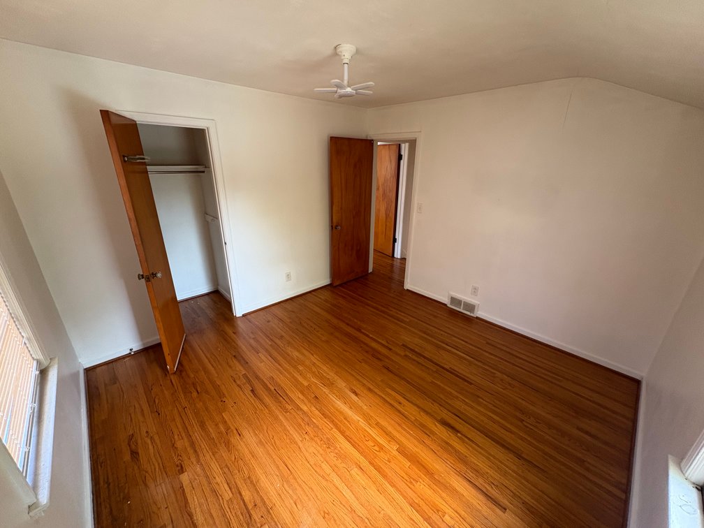 Image for MINIMUM BID AUCTION $99,000! 2821 Latonia Blvd