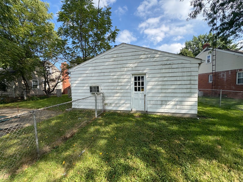 Image for MINIMUM BID AUCTION $99,000! 2821 Latonia Blvd