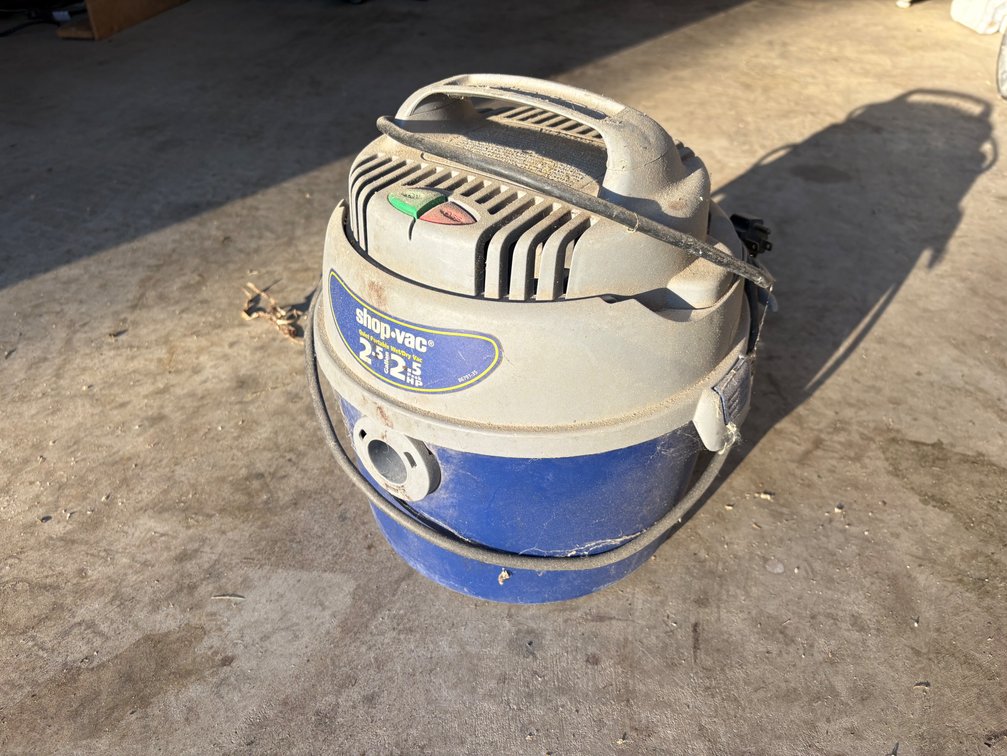 Shop-Vac 86791-35 2.5 Gallon 2.5 Peak HP Wet/Dry Vacuum