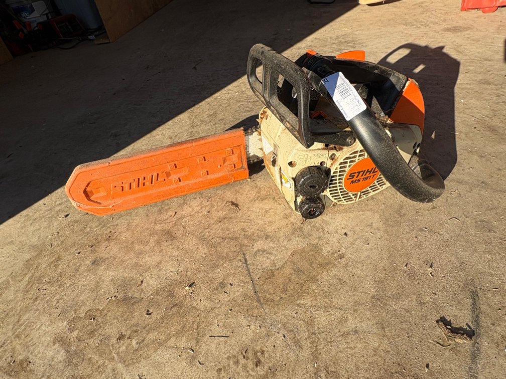 STIHL MS 191 T Top-Handle Chainsaw with Scabbard