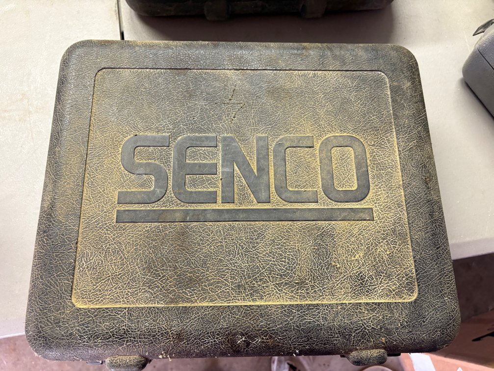 SENCO Pneumatic Finish Nailer with Hard Case