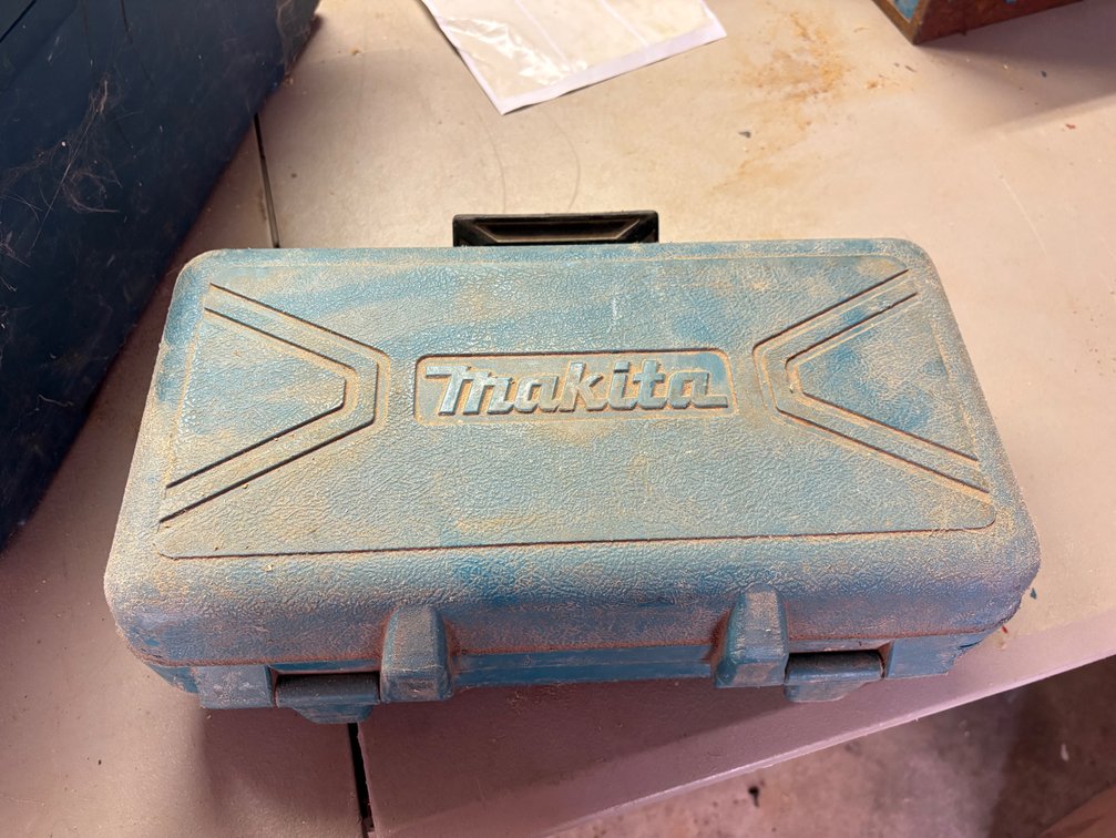 Makita N9514B 4" Corded Disc Grinder with Case