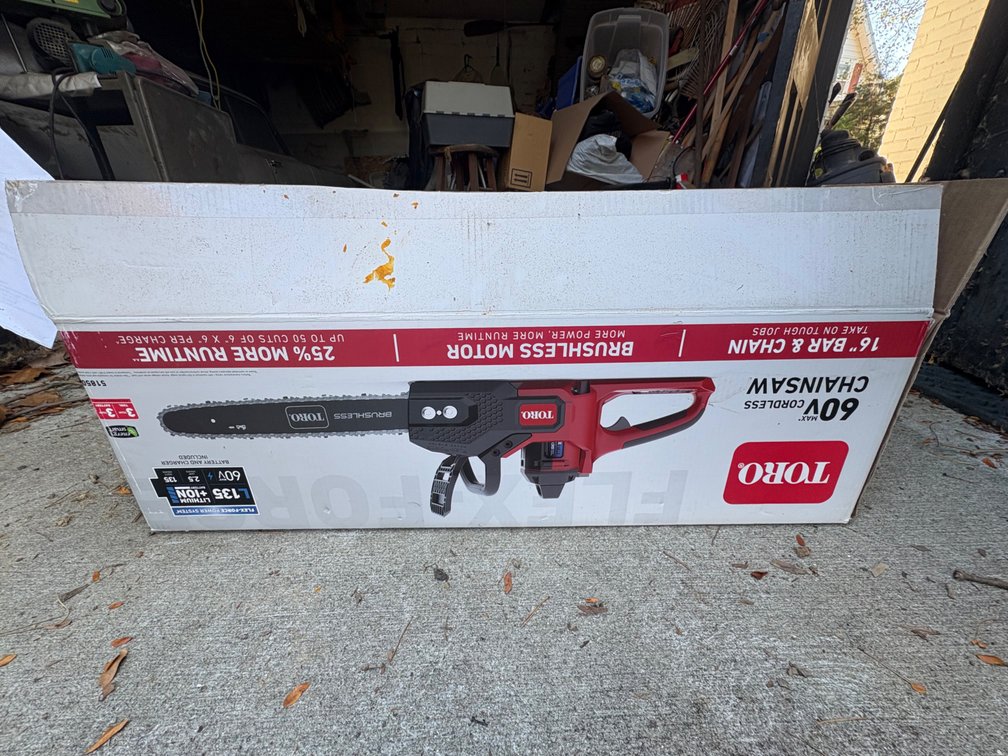 Toro Electric Chainsaw