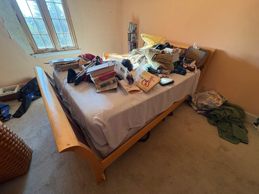 Sleigh Bed and Other Contents
