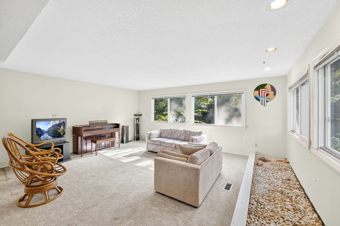 Image for MINIMUM BID AUCTION $99,000! 3534 E Lincolnshire Blvd
