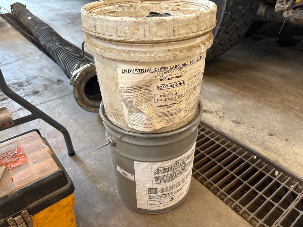 Root Begone & Jet-Solve Industrial Chemical Pails - Partial
