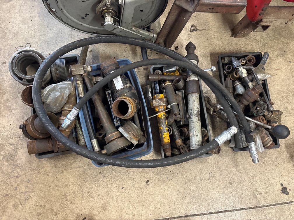 Pioneer AG Hydraulic Hose & Assorted Pipe Fittings