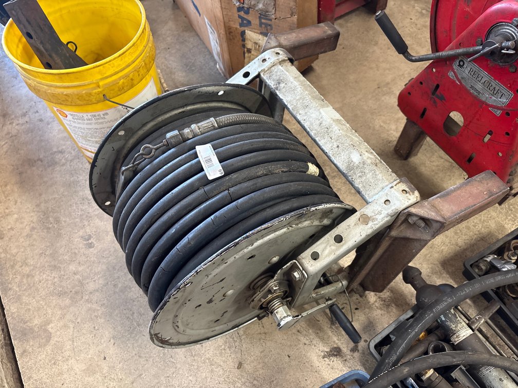 Heavy-Duty Industrial Hose Reel with Rubber Hose