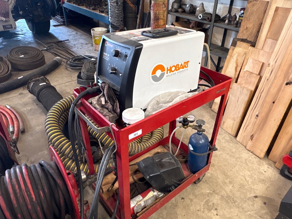 Hobart Handler 140 Welder & Craftsman Tool Cart