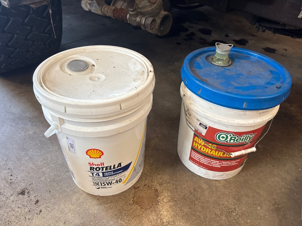 Shell Rotella 15W-40 & O'Reilly AW-46 Oil Partial Buckets