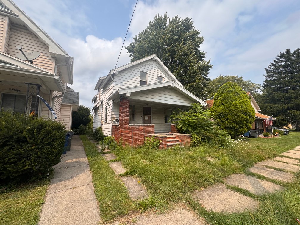 Image for Absolute Auction! 335 E Lake St