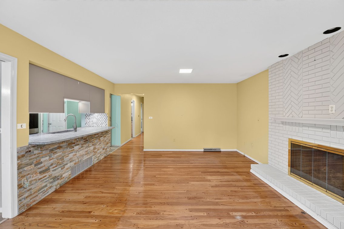 Image for MINIMUM BID AUCTION $199,000! 1037 Westbrook Dr