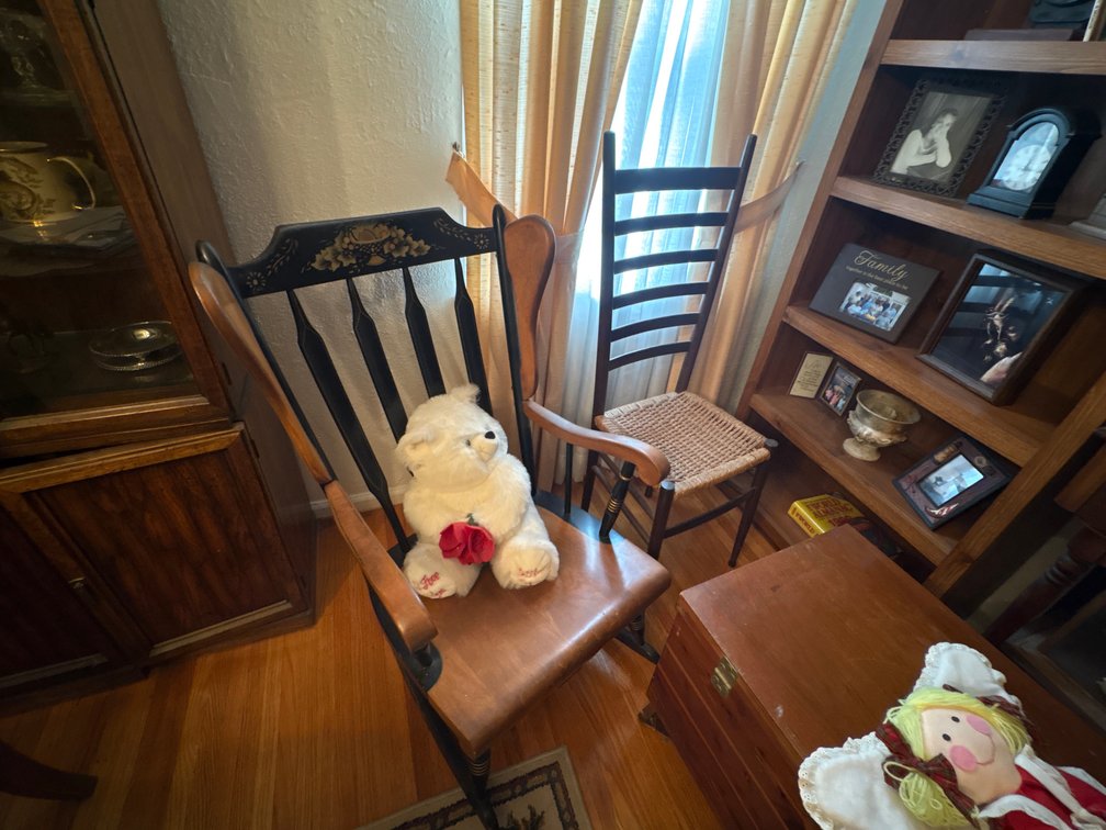 Image for Sewing machine, Vintage photography equipment, Furniture and more ONLINE ONLY AUCTION!