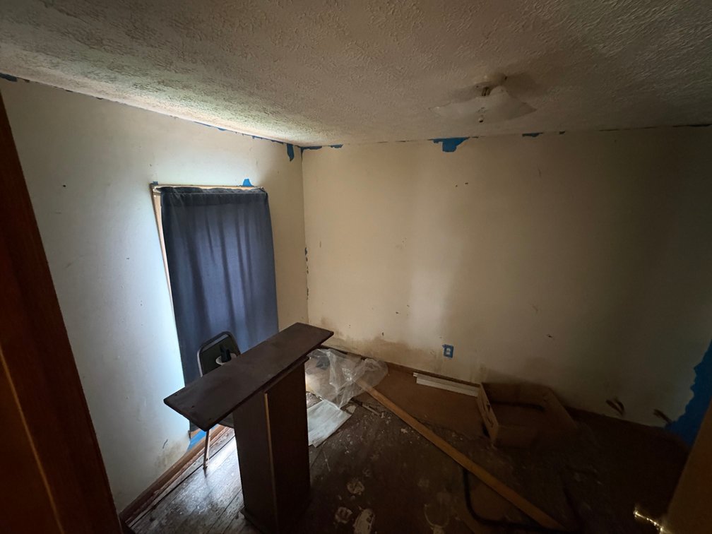 Image for MINIMUM BID AUCTION $64,000! 3412 King Rd