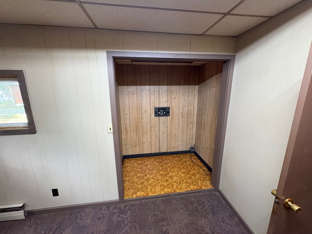 Image for REAL ESTATE AUCTION! 2414 S Berkey Southern Rd