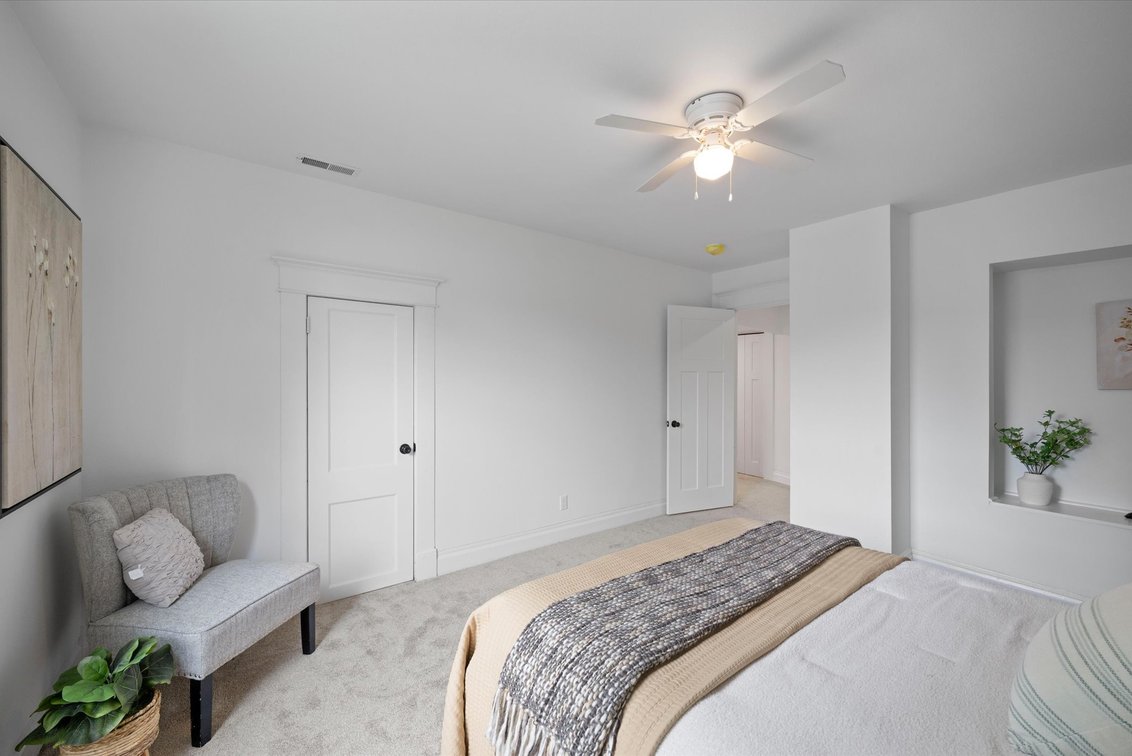 Image for REAL ESTATE AUCTION! 308 Monroe St