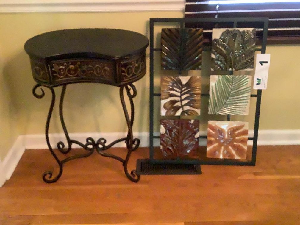 Image for Jim Snyder Living Estate Auction